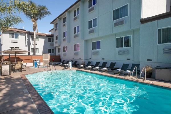 The Wayfarer San Luis Obispo, Tapestry Collection by Hilton image 11