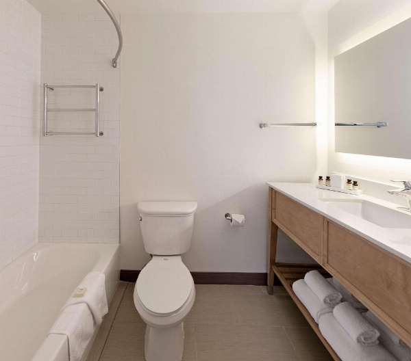 The Wayfarer San Luis Obispo, Tapestry Collection by Hilton image 26