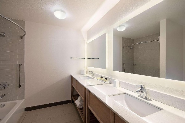 The Wayfarer San Luis Obispo, Tapestry Collection by Hilton image 27